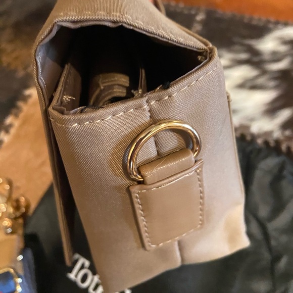 New! ToteSavvy Gold Organizer with Multicolor Strap great for diapers and wipes - Picture 3 of 10